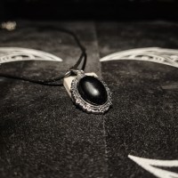 Ciondolo in onice nera